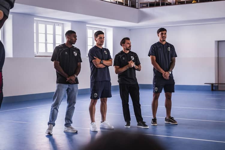 Cartaz de 10.ª etapa do Conquistadores on Tour em Escola Secundária Fernão Magalhães