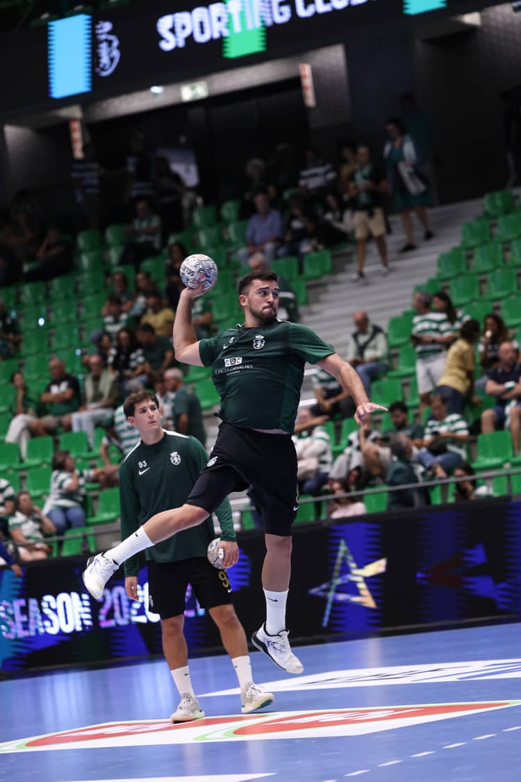 Cartaz de EHF Champions League: Sporting CP x IFK Kristianstad em Pavilhão João Rocha