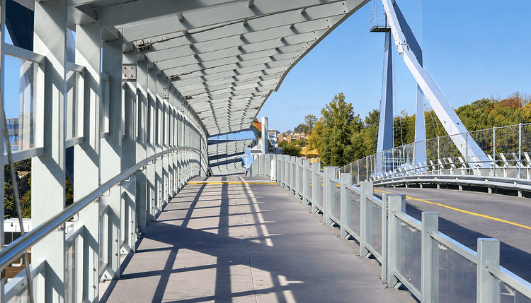 Cartaz de Reabertura do passeio pedonal coberto da Ponte Móvel em Ponte Móvel de Leixões