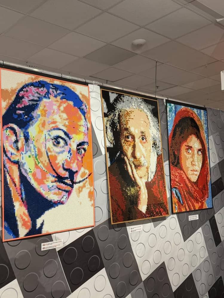 Cartaz de A Maior Exposição de Modelos Feitos com Peças de LEGO® da Europa em Cordoaria Nacional